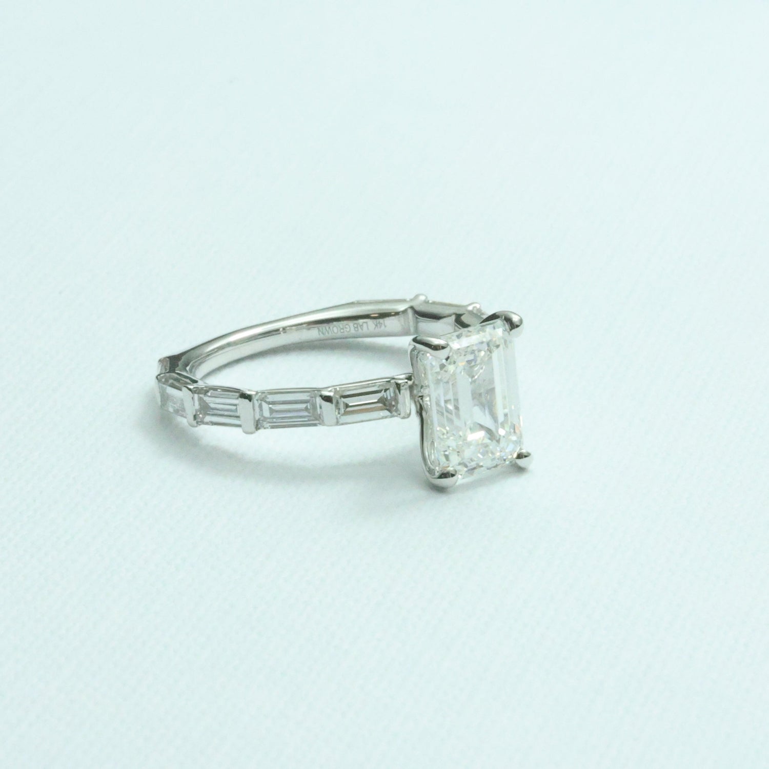 Anillo Compromiso Emerald