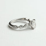 Anillo Oval con Pears