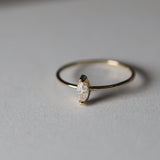 Anillo solitario marquise