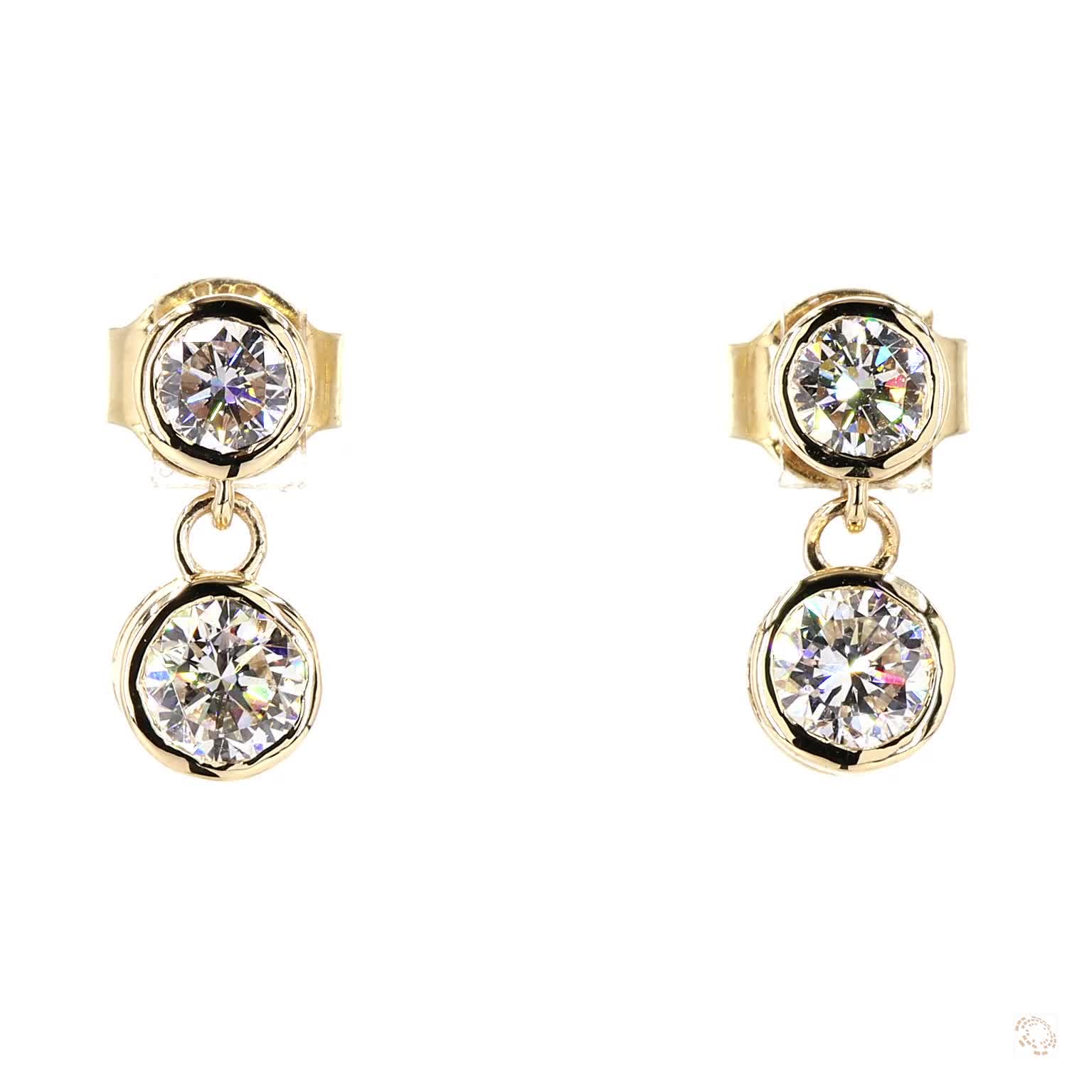 Round Bezel Drop · 1.00 ctw