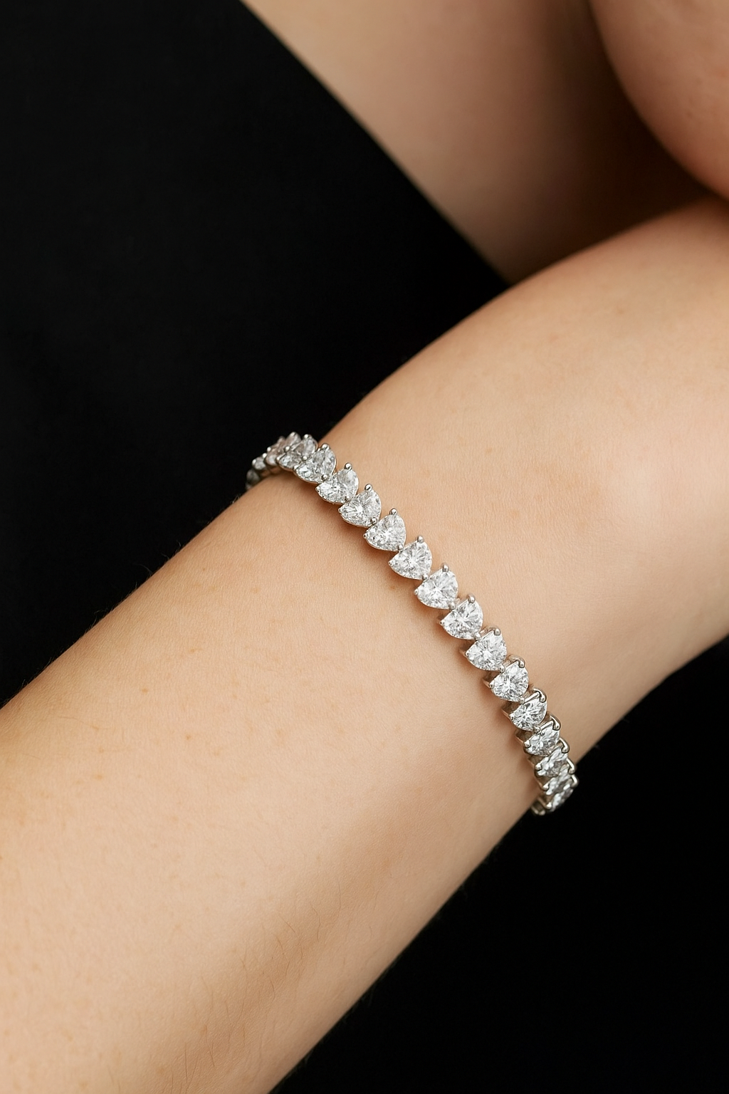 Tennis Bracelete Lab Grown - Heart 8 ct