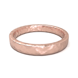 Argolla Plana Hammered Oro Rosa