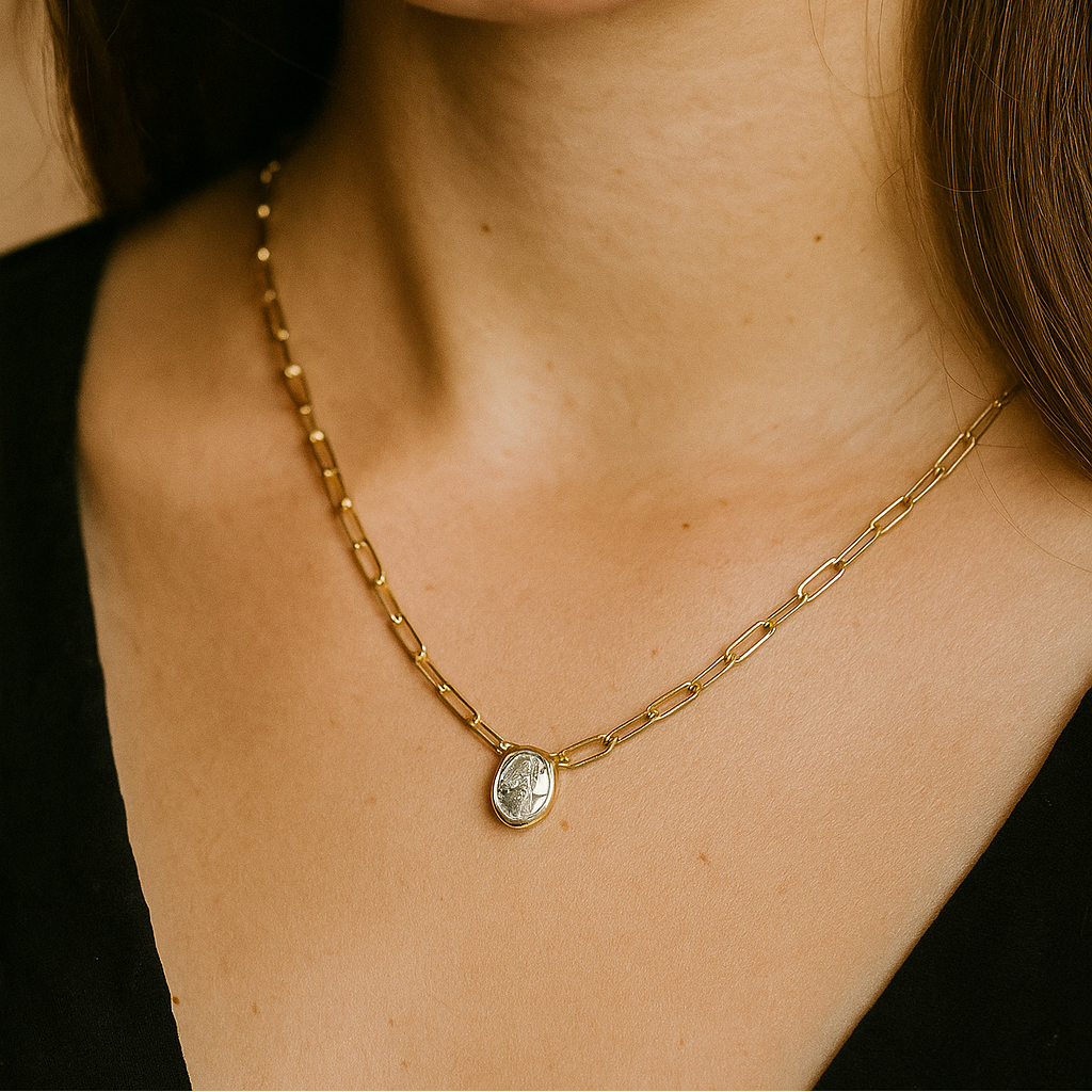 Solitaire Oval Bezel East–West Paperclip Necklace · 1.00 ctw