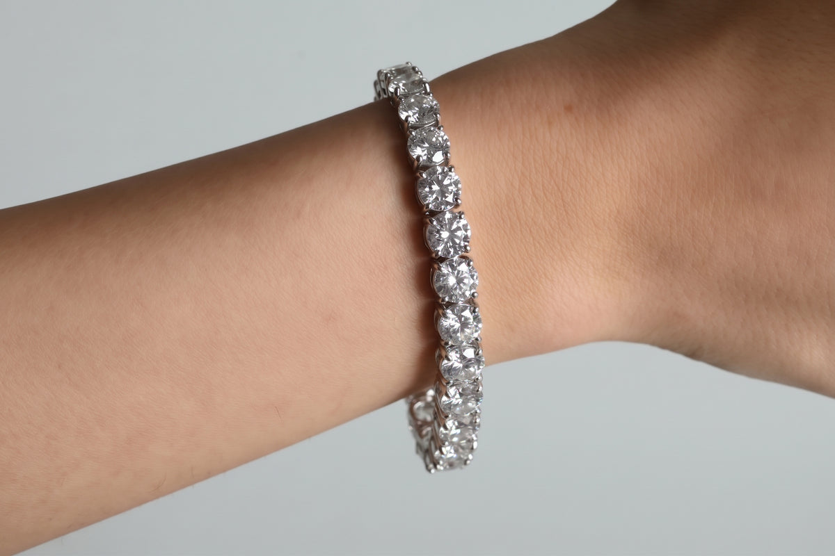Tennis Bracelet 27 ctw