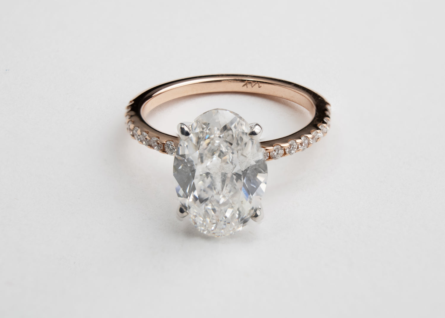 Oval ring with pavé