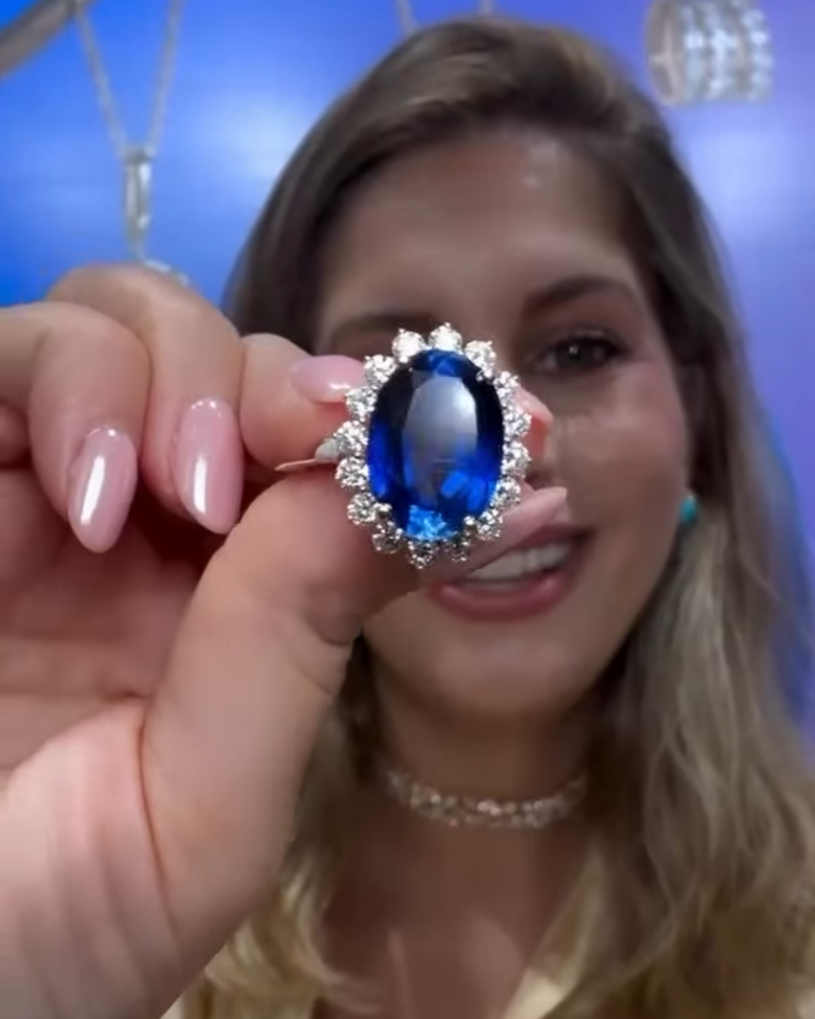 Anillo zafiro halo