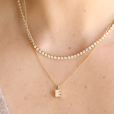 Dije de diamante letra "E" en Oro Amarillo 18k