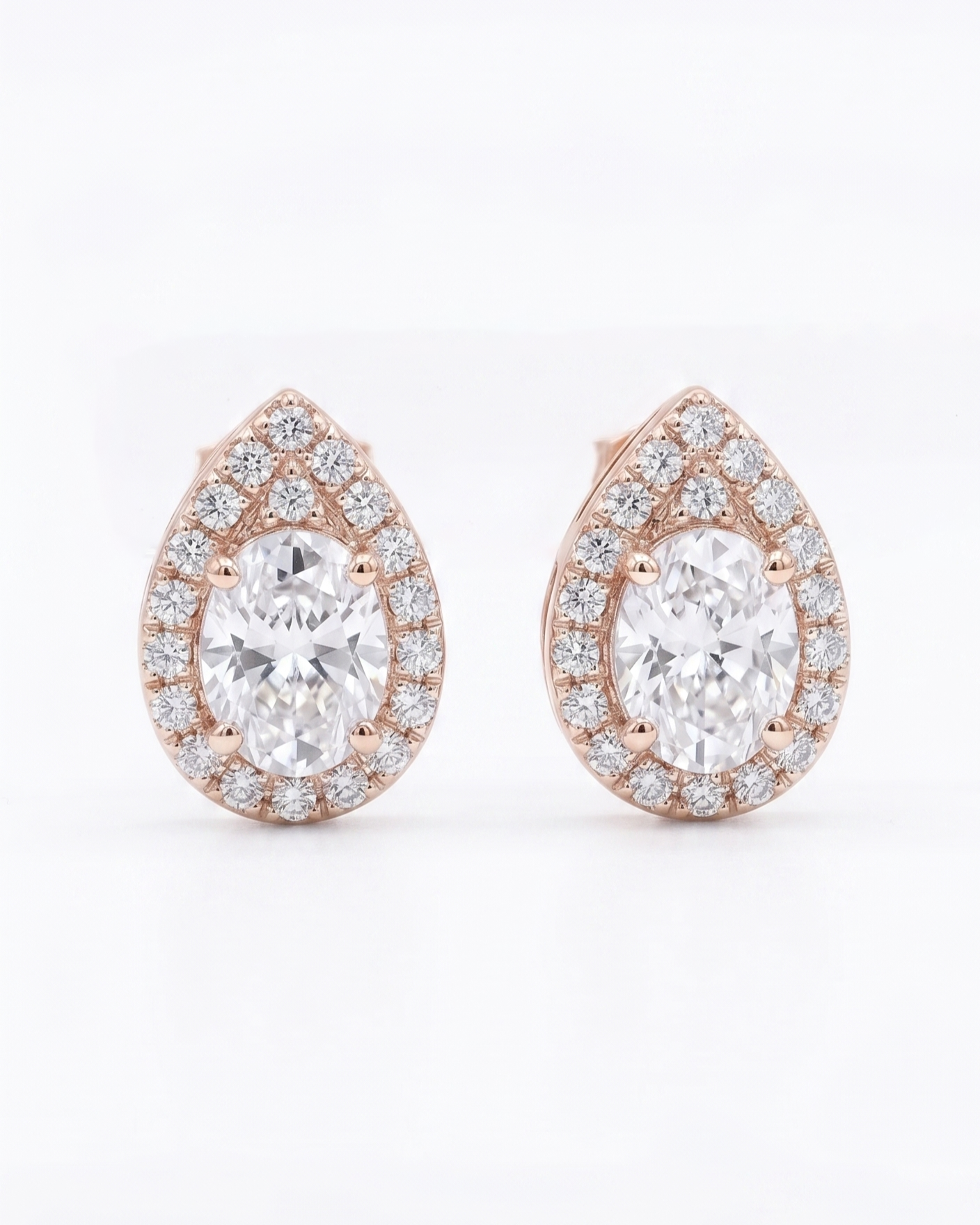 Studs oval pear halo