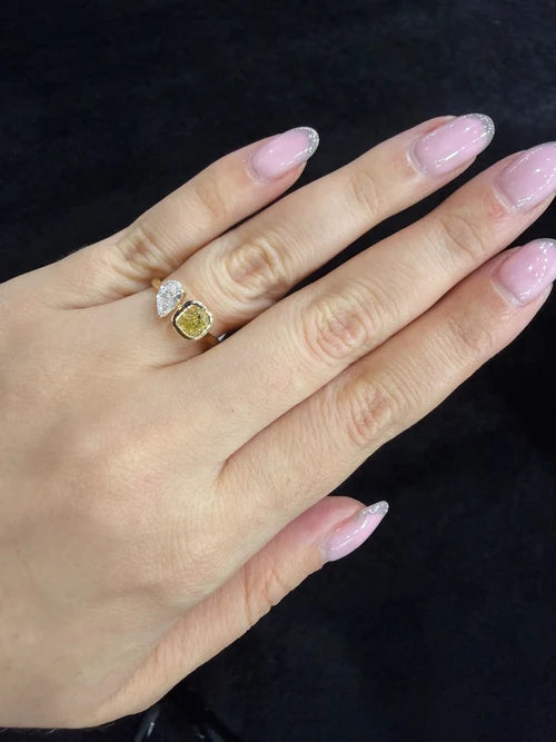 Anillo Diamante Fancy Yellow Toi et Moi